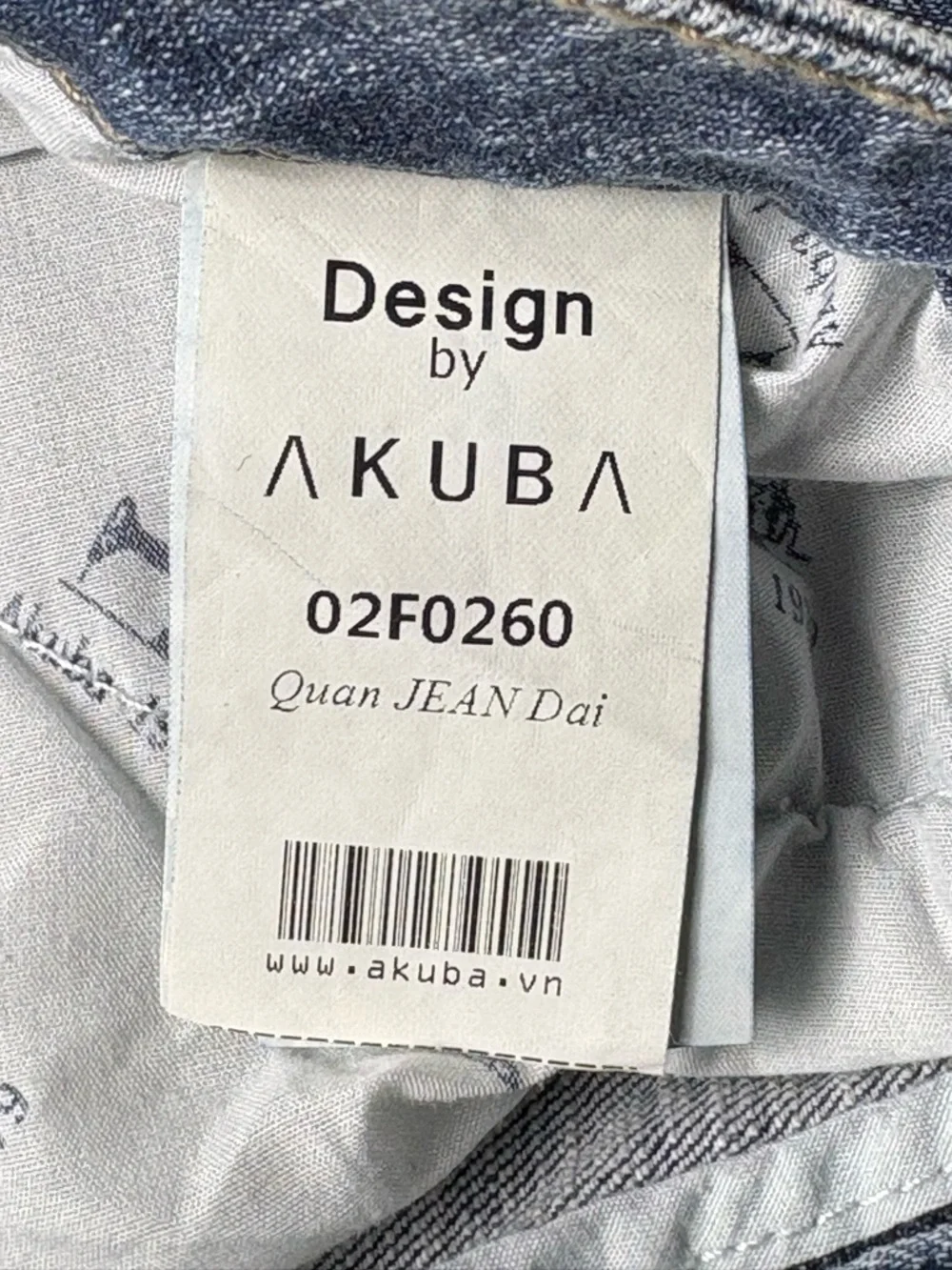 NWT Akuba Slim Fit Skinny Jeans Faded Blue Distressed Whiskered Denim • Size 30 - Picture 11 of 12